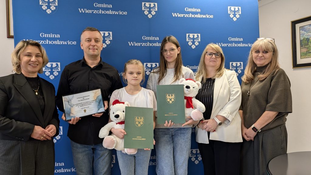 Zdjęcie wręczenia nagród